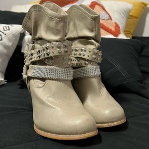 Bling boots size 8